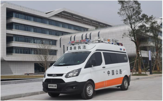 與疫情賽跑！“六合造”救護(hù)車奔赴抗疫一線